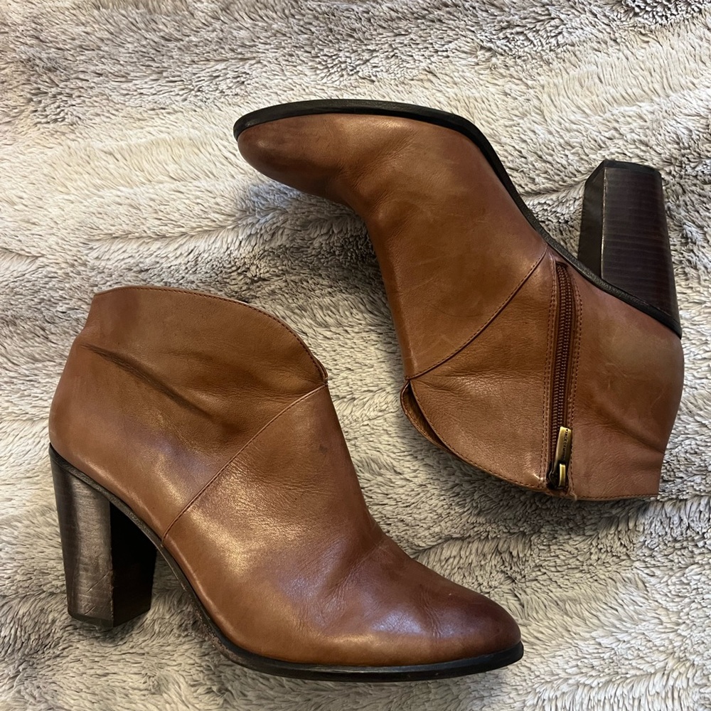 Vince Camuto Tan Leather Ankle Booties